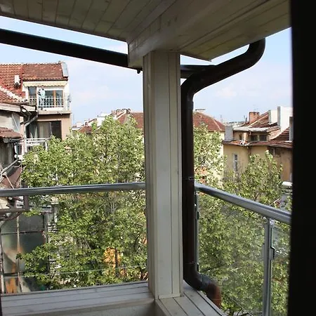At The Top Apartment